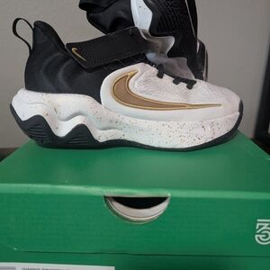 Nike Black and Gold Athletic Shoes
